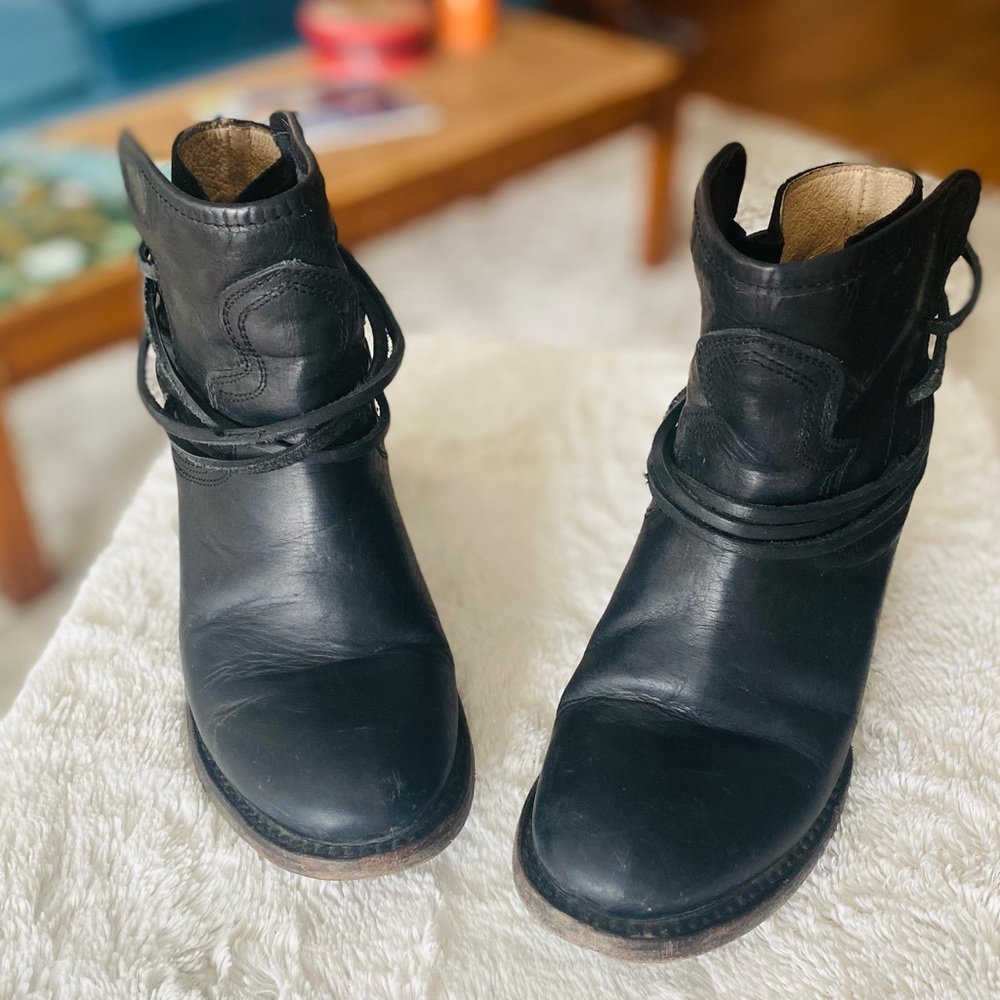 Black FREEBIRD CASEY BOOTIE SIze 7